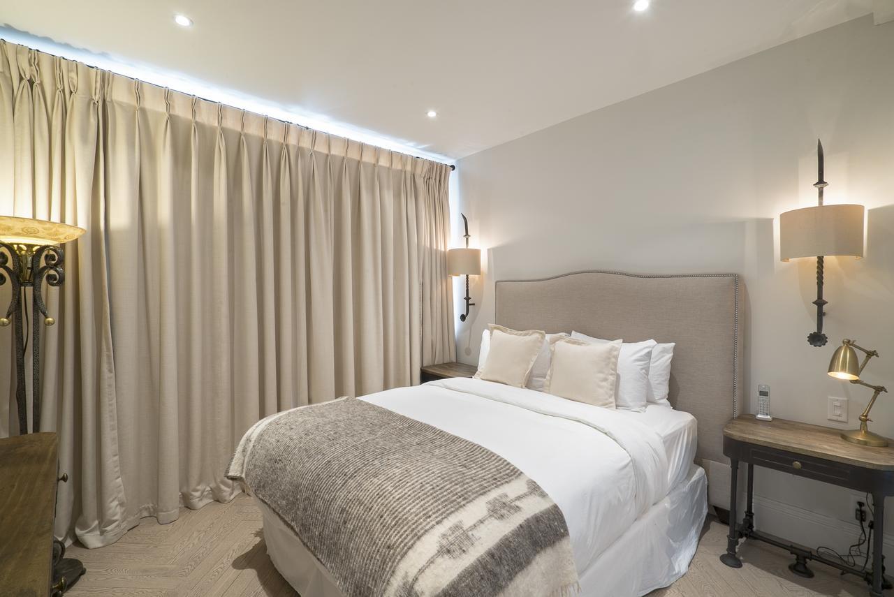 Queen Room Penthouse 3 or Building B or No Kitchenette or Animals Not Permitted